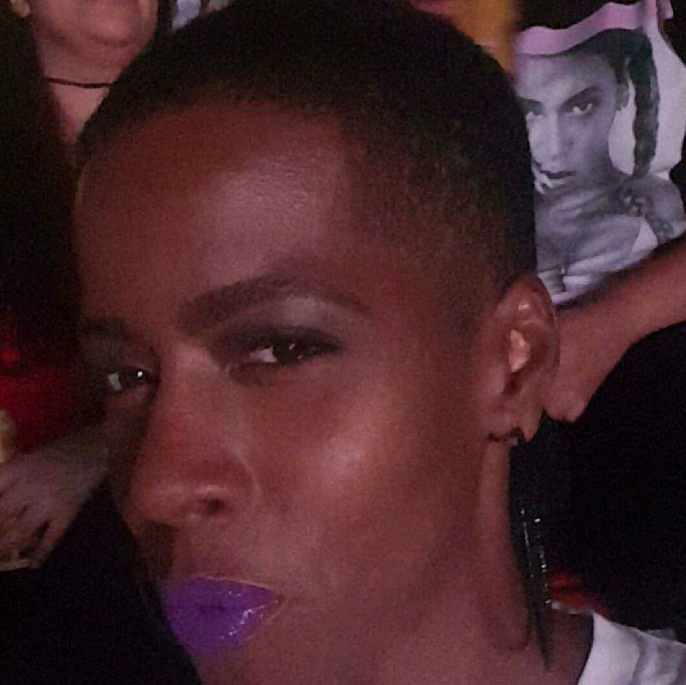 Meet your Posher, Tameka